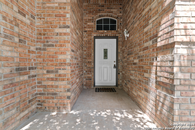 4116 Whisper Pt, Schertz, Texas image 4