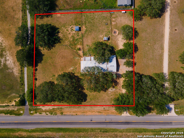 1015 Fm 2200, Devine, Texas image 10