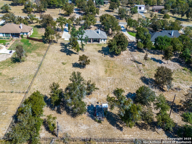 136 Wood Valley, Adkins, Texas image 33