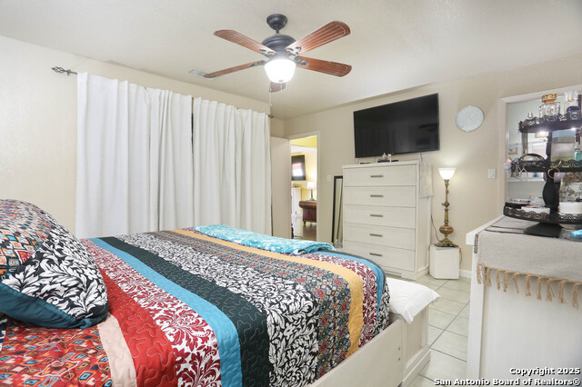 306 W Wetz, Marion, Texas image 10