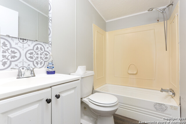 610 Moss Point, Poth, Texas image 15