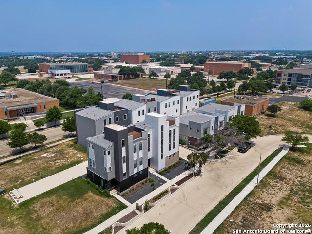 7942 Kennedy Hl #8 #8, San Antonio, Texas image 30