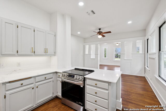 233 May Street, Castroville, Texas image 16
