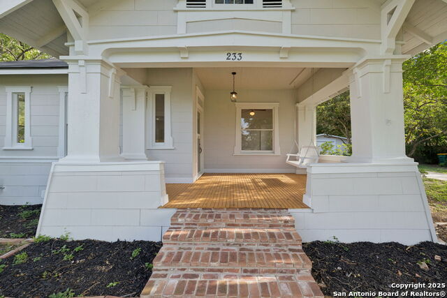 233 May Street, Castroville, Texas image 3