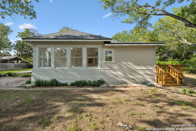 233 May Street, Castroville, Texas image 31