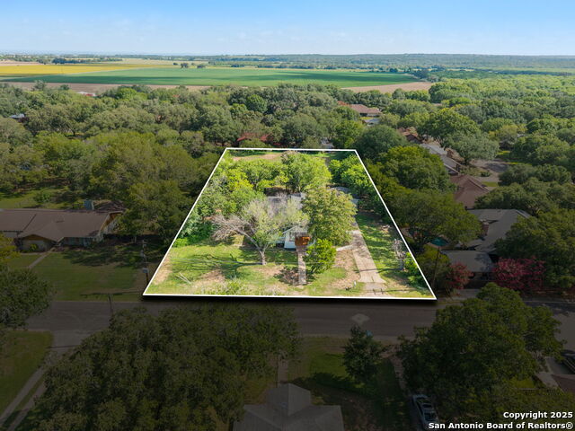 233 May Street, Castroville, Texas image 35