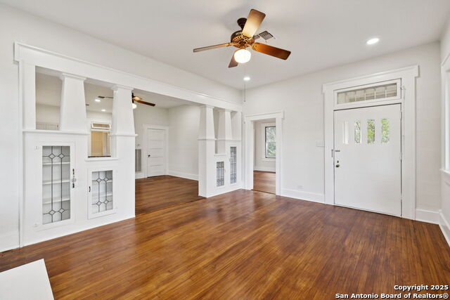 233 May Street, Castroville, Texas image 8