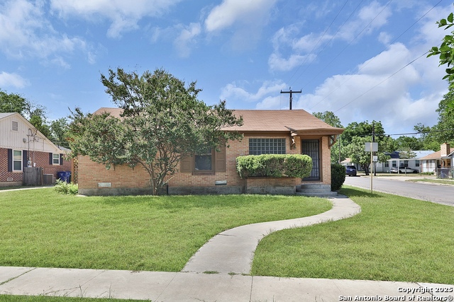 1902 Schley, San Antonio, Texas image 2