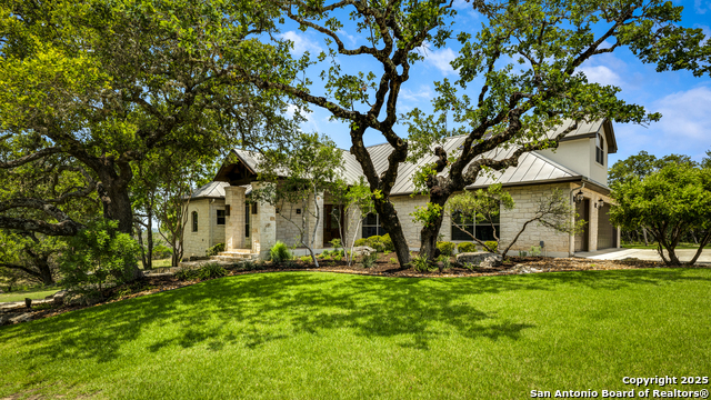 112 Legend Hollow, Boerne, Texas image 5