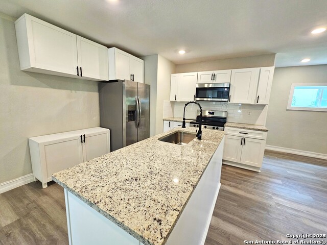 958 E Humphreys, Seguin, Texas image 16