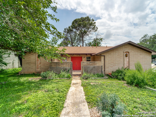 6802 S Forest Haven, San Antonio, Texas image 2