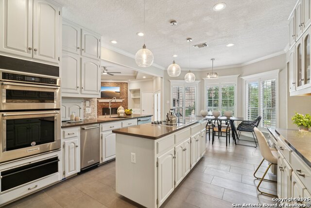 21641 Forest Waters, Garden Ridge, Texas image 12