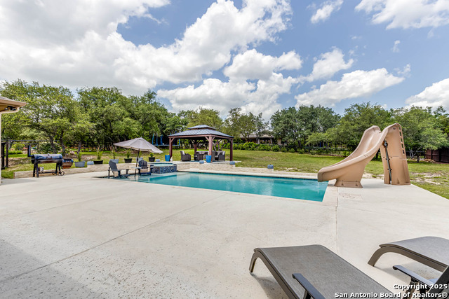 311 Wentworth, Spring Branch, Texas image 26