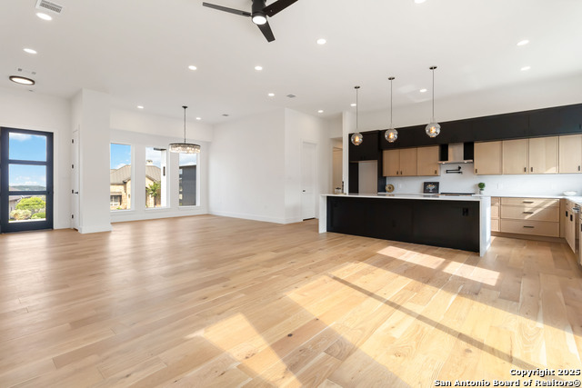463 Hannah Ln, Boerne, Texas image 2