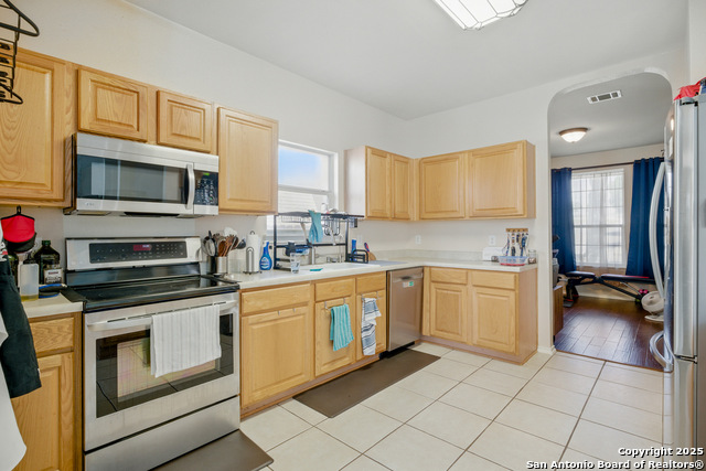 8660 Eagle Peak, Helotes, Texas image 10