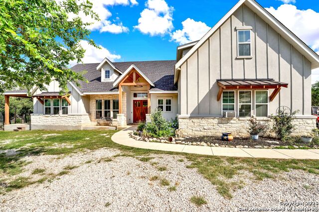 342 County Road 368, Mico, Texas image 1
