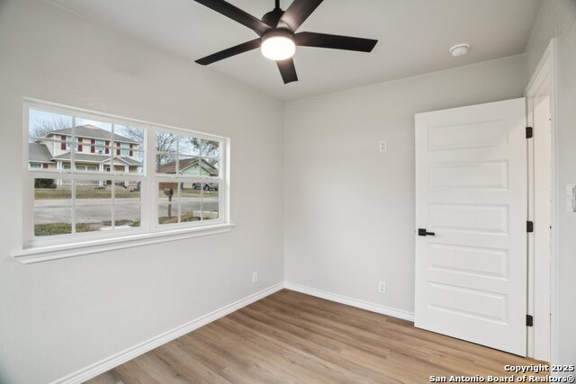1700 J St, Floresville, Texas image 26