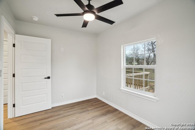 1700 J St, Floresville, Texas image 28
