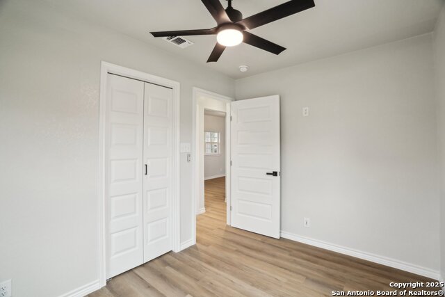 1700 J St, Floresville, Texas image 29