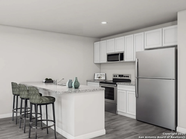 307 Mariposa Circle, Kenedy, Texas image 5