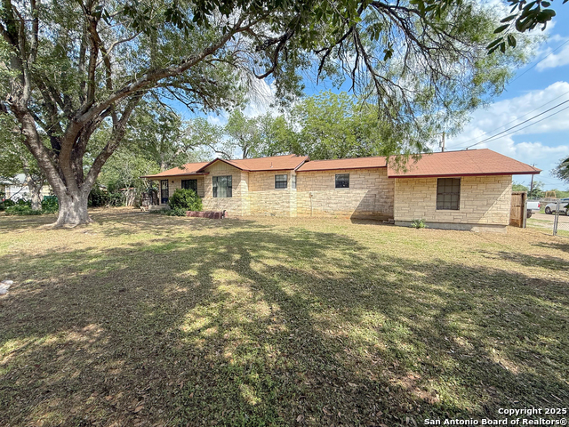 15430 S Main, Lytle, Texas image 2