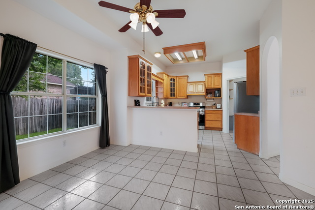 116 River Knl, Castroville, Texas image 11