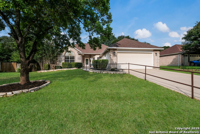 116 River Knl, Castroville, Texas image 2