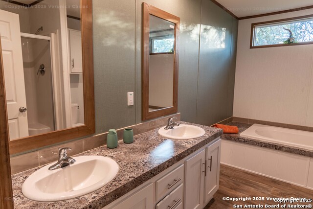 336 County Rd 6846, Lytle, Texas image 16