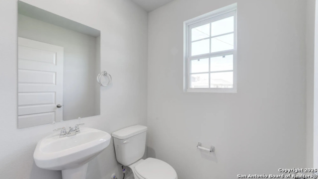 300 Mariposa Circle, Kenedy, Texas image 19