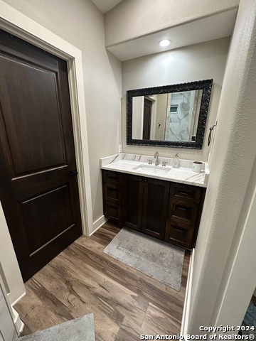 209 S 4th St, Stockdale, Texas image 25