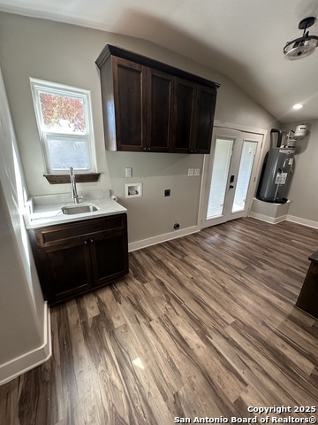 209 S 4th St, Stockdale, Texas image 43