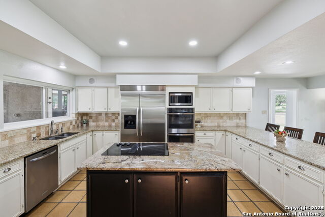 8608 Summer Song, Boerne, Texas image 15