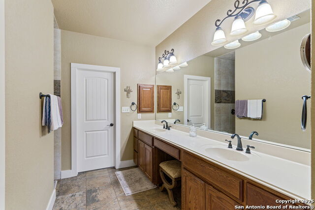1622 Stonehaven, Pleasanton, Texas image 19
