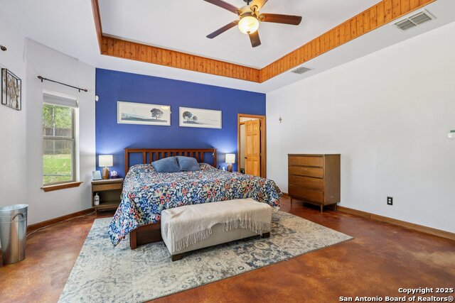 557 Jacobs Ln., La Vernia, Texas image 26
