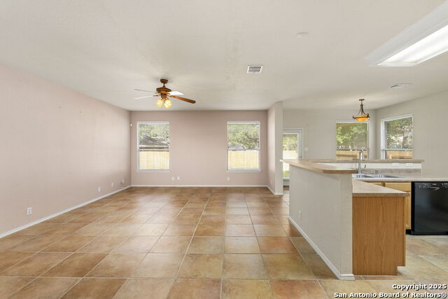8735 Feather Trl, Helotes, Texas image 8