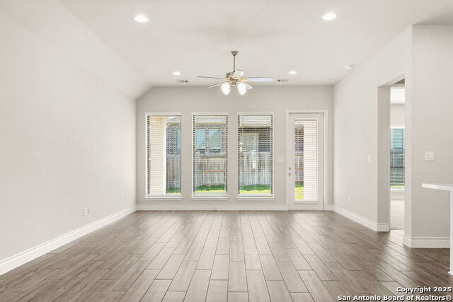 636 Vireos, New Braunfels, Texas image 4