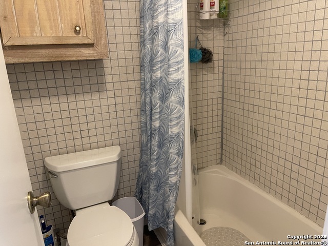 113 Creekview, Canyon Lake, Texas image 32