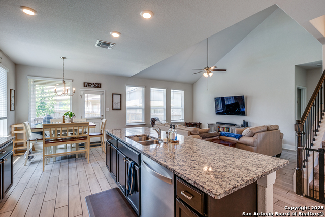 3573 Copper Crown, Bulverde, Texas image 5