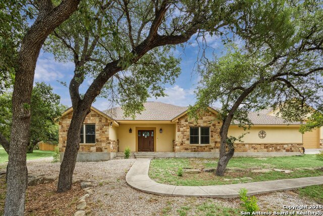 2260 Rocky Ridge Loop, Canyon Lake, Texas image 4