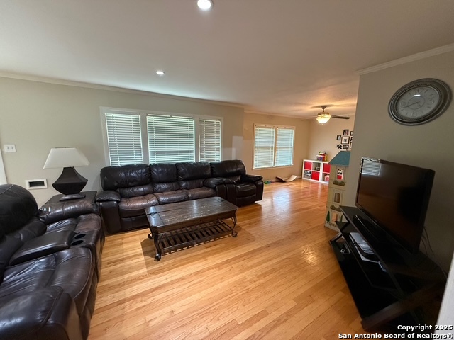403 E Nottingham, San Antonio, Texas image 10