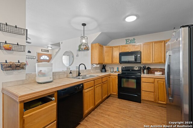 2317 Sailing, Kerrville, Texas image 5