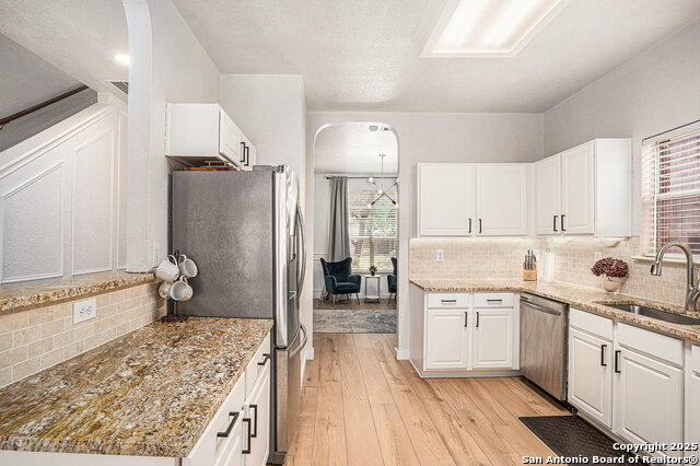 13812 Riverbank Pass, Helotes, Texas image 11