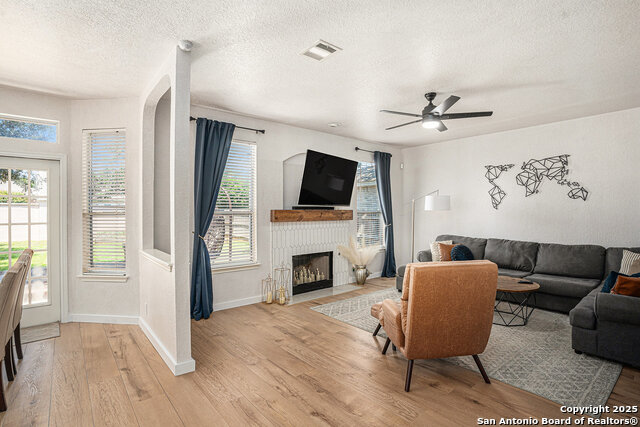 13812 Riverbank Pass, Helotes, Texas image 5