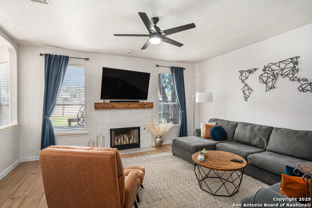 13812 Riverbank Pass, Helotes, Texas image 7