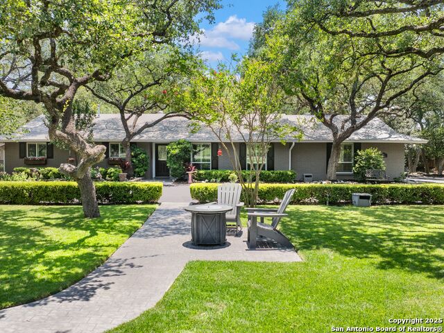132 Wagon Trail Road, Shavano Park, Texas image 1