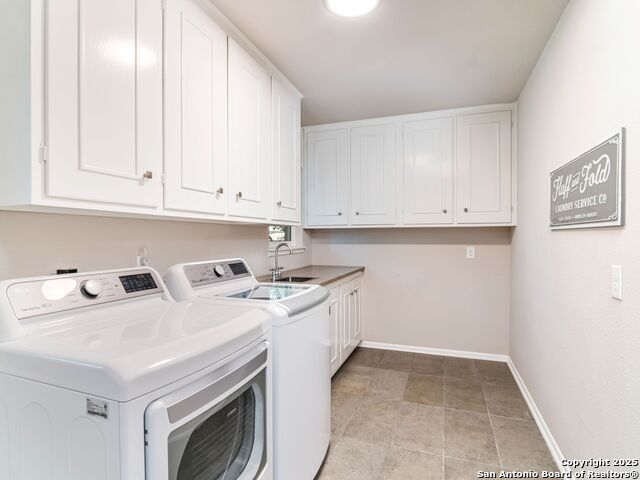 132 Wagon Trail Road, Shavano Park, Texas image 12