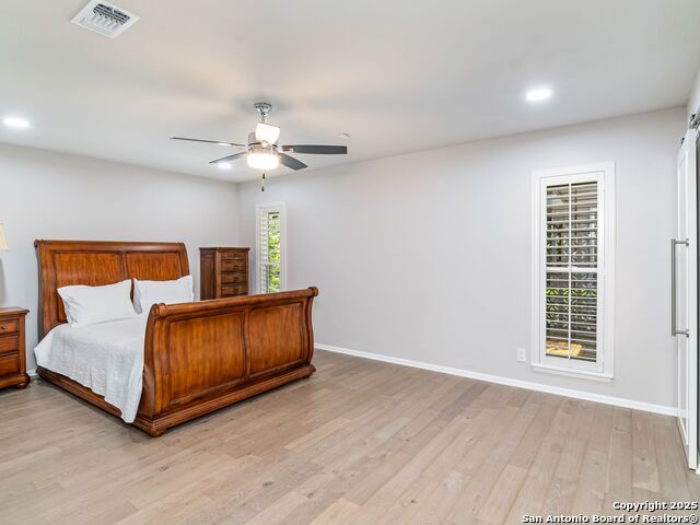132 Wagon Trail Road, Shavano Park, Texas image 17