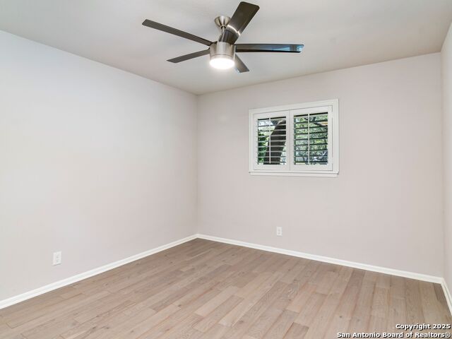 132 Wagon Trail Road, Shavano Park, Texas image 22