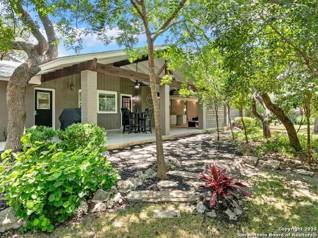 132 Wagon Trail Road, Shavano Park, Texas image 28