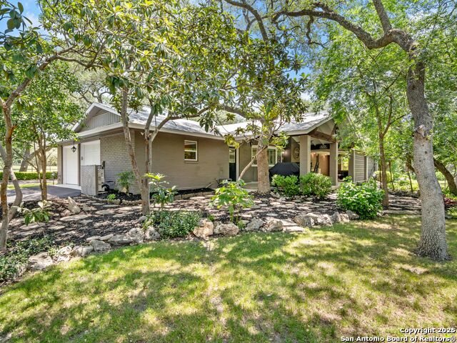132 Wagon Trail Road, Shavano Park, Texas image 29